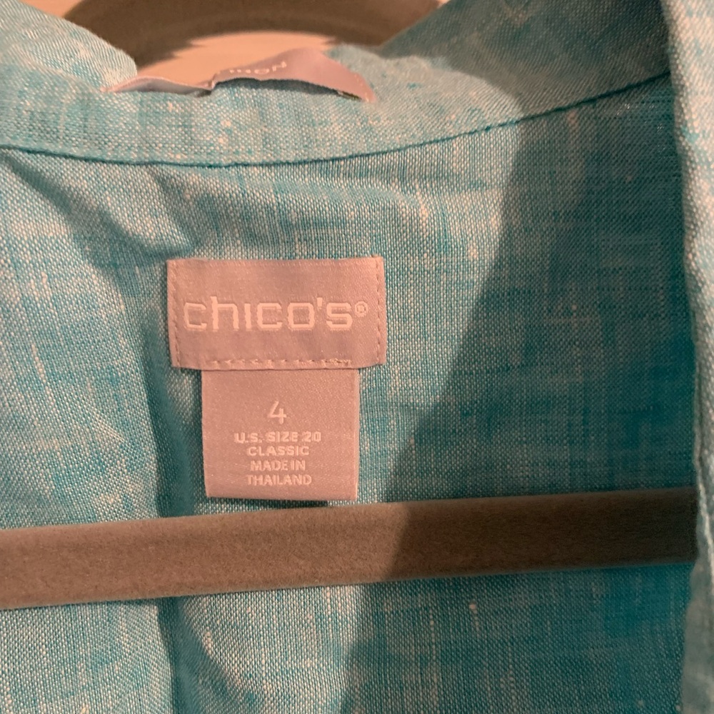 Chicos blue button down size 4 (20)